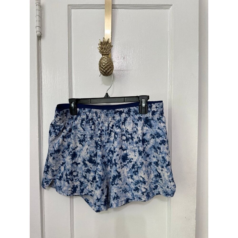 Gap fit women’s size large blue floral athletic shorts